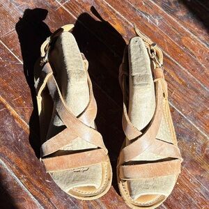 Women's Tan Strappy Sandals size 38